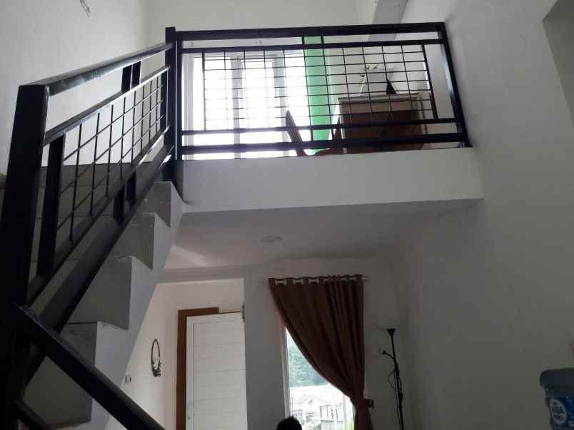 rumah jl bojong jengkol cilebut