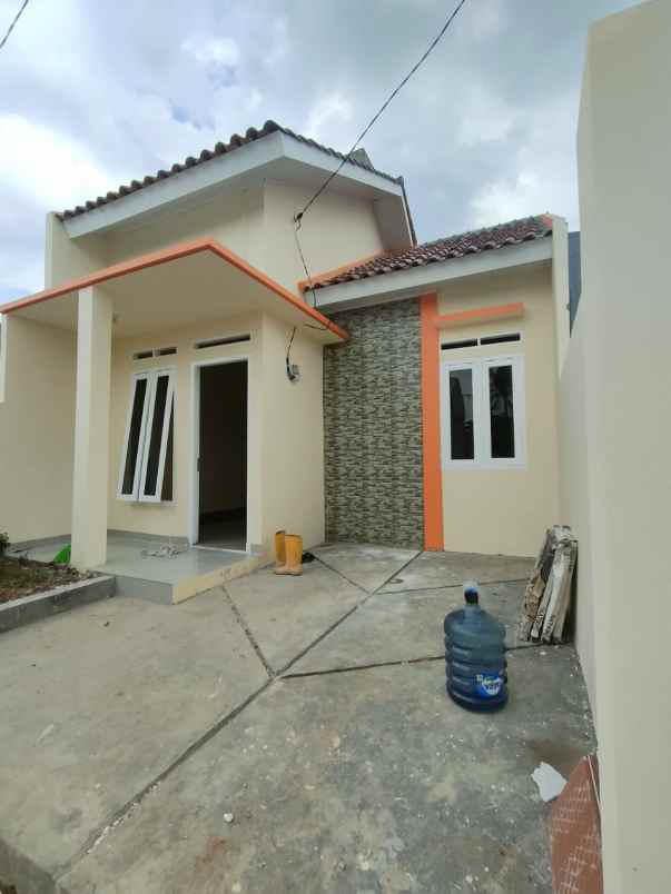 rumah jl raya pondok rajeg