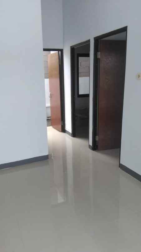 rumah jl raya sasak panjang bogor