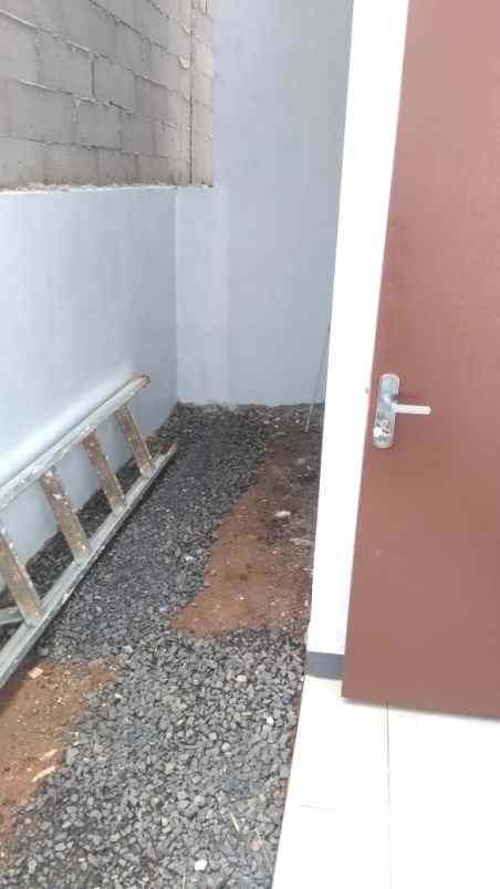 rumah jl raya sasak panjang bogor