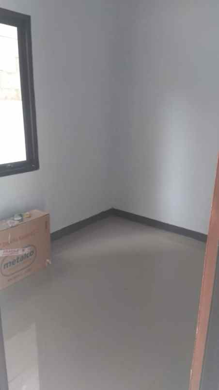 rumah jl raya sasak panjang bogor