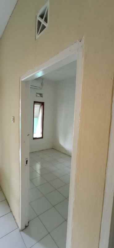 rumah jln perum adipura bca