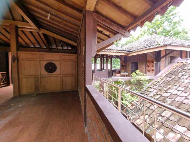 rumah joglo dijual rugi harga lelang di minggir