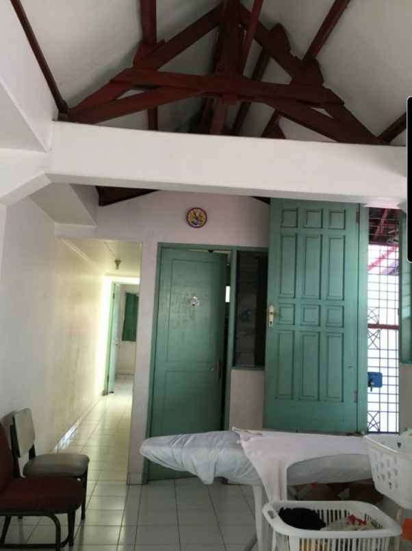 rumah kelapa gading barat gading