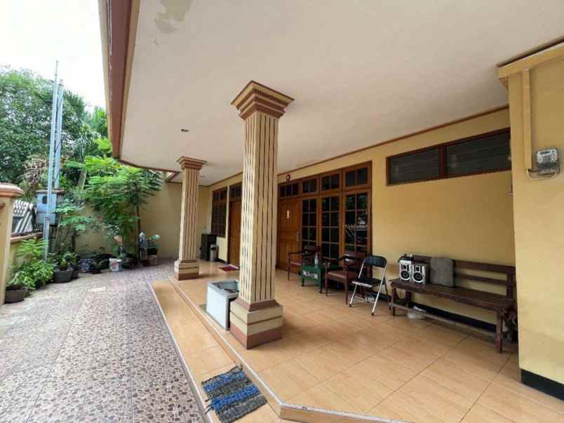 rumah kost bratang 2 lantai dekat ubaya ngagel manyar