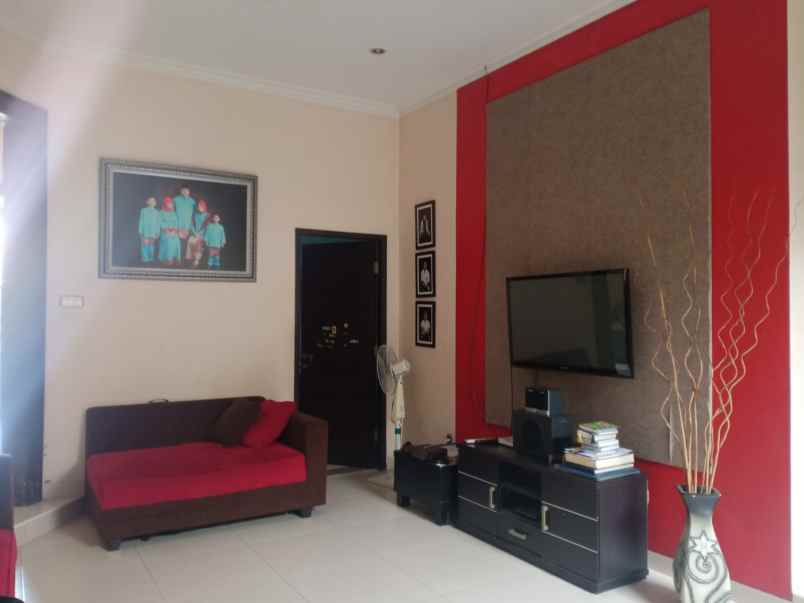 rumah mampang pancoran mas depok