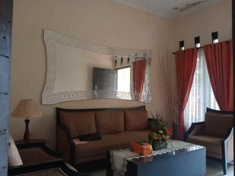 rumah mampang pancoran mas depok