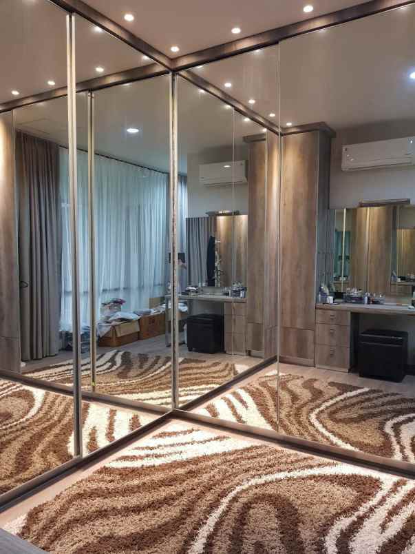 rumah mewah beserta isinya lokasi paris 2