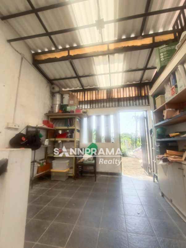 rumah mewah dan luas di mekarjaya pusat kota depok