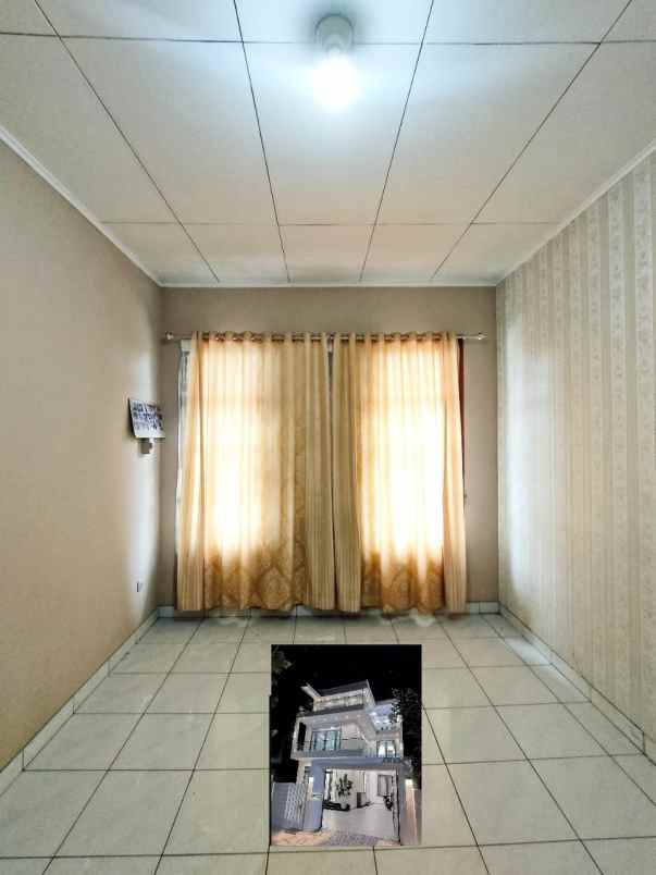 rumah mewah di cilangkap