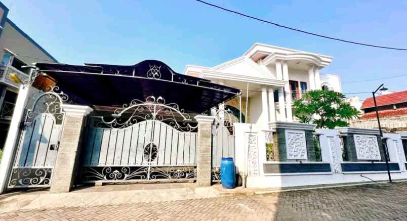 rumah mewah di gondang bulusan tembalang semarang