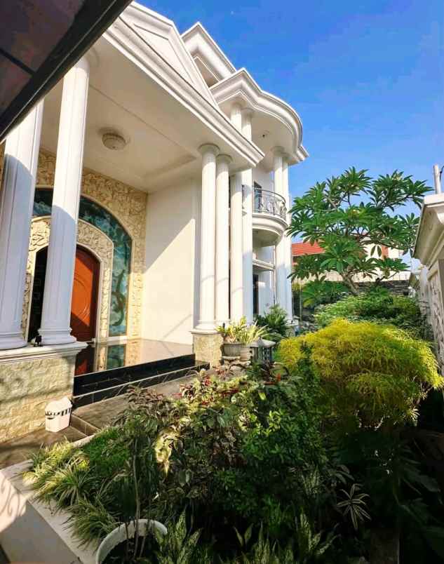 rumah mewah di gondang bulusan tembalang semarang