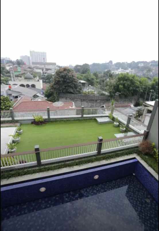 rumah mewah full furnish ciumbuleuit bandung