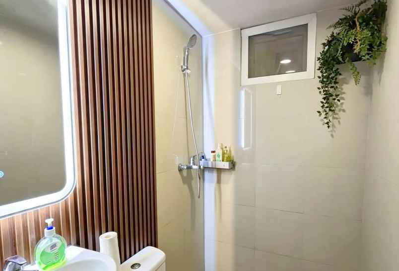 rumah mewah full furnished di green andara pondok labu