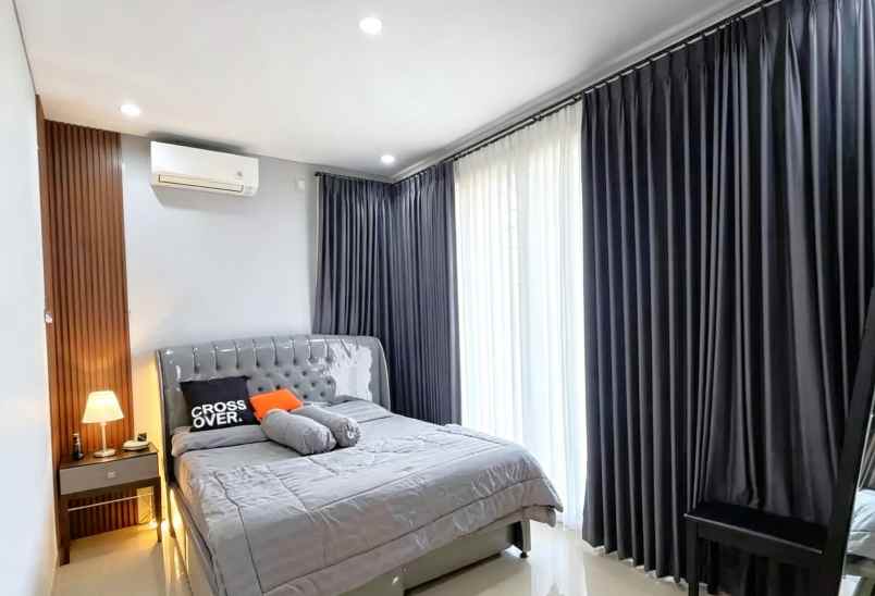 rumah mewah full furnished di green andara pondok labu