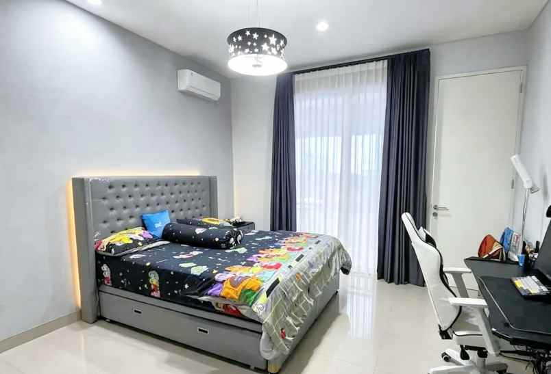 rumah mewah full furnished di green andara pondok labu