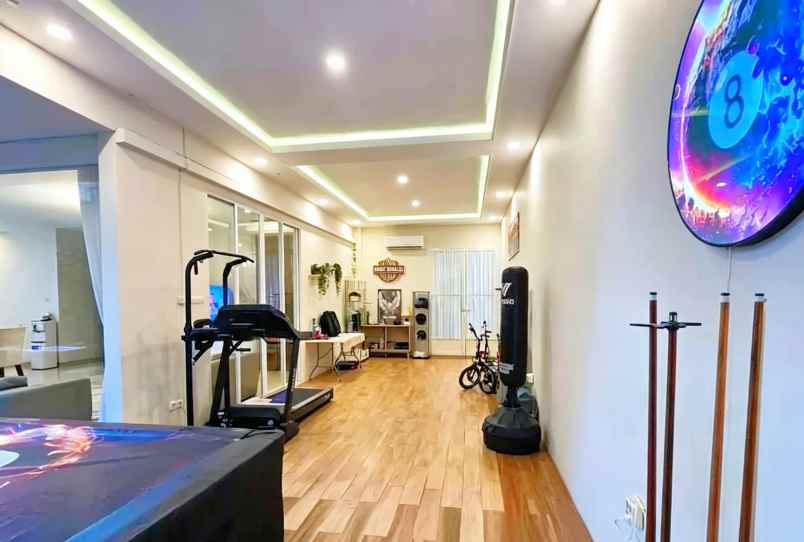 rumah mewah full furnished di green andara pondok labu