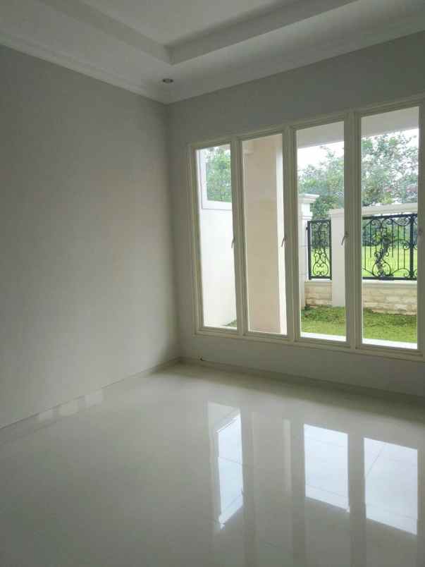 rumah mewah modern siap huni lokasi araya