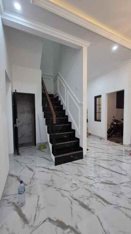 rumah mewah siap huni beji depok