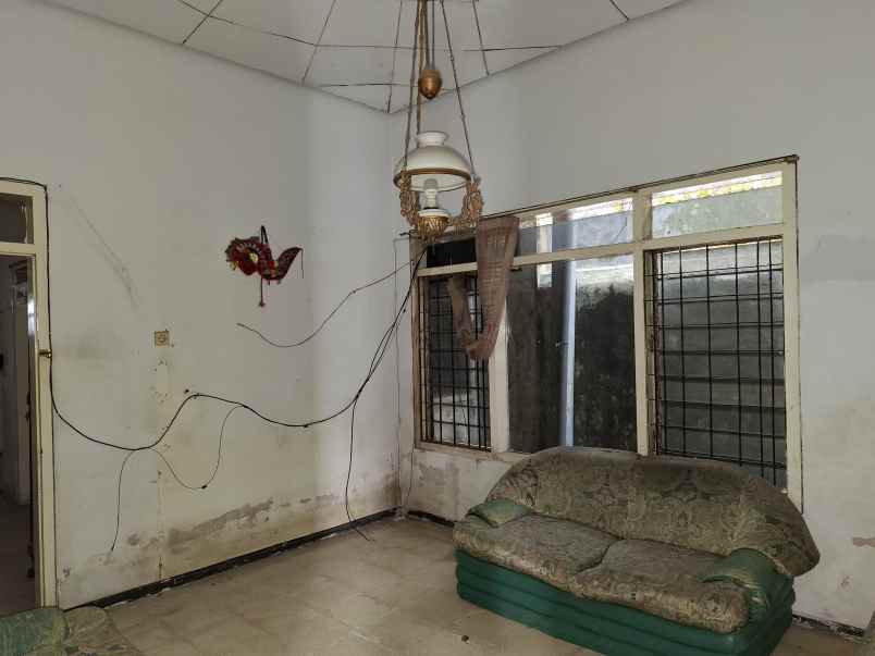 rumah pojok dekat kampus muhammad serudji jember