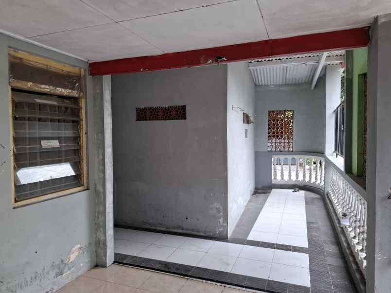 rumah pojok di perumahan mastrip jember