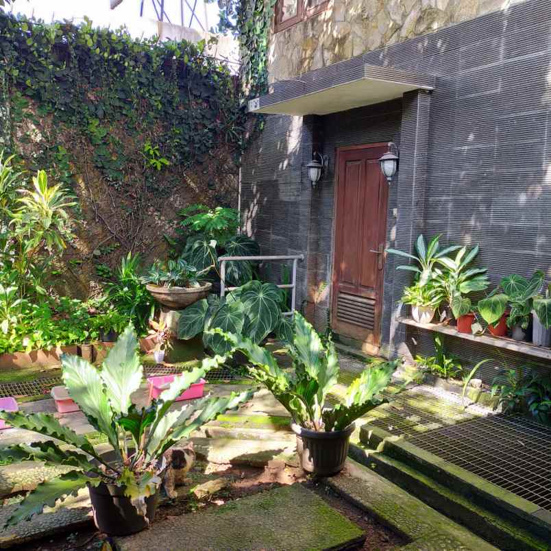 rumah pondok labu jakarta selatan