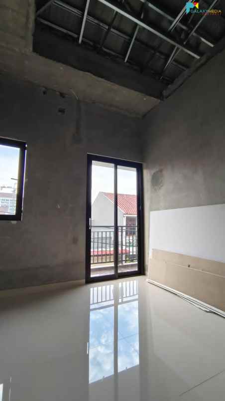 rumah rawamangun jakarta dki jakarta