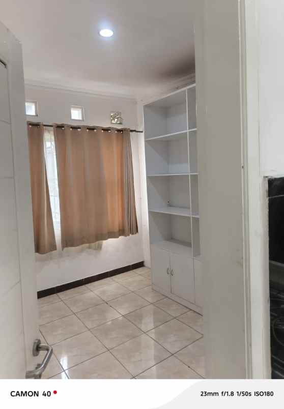 rumah sarijadi kota bandung dekat tol pasteur sukaraja