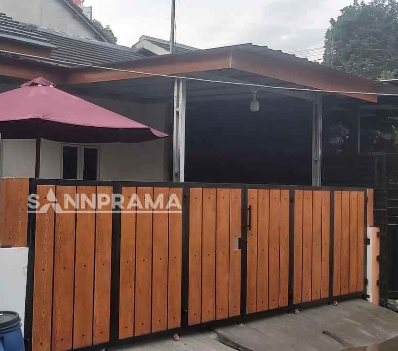 rumah second cantik dekat gerbang tol sawangan ash
