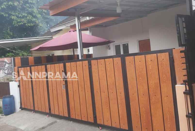rumah second cantik dekat gerbang tol sawangan ash