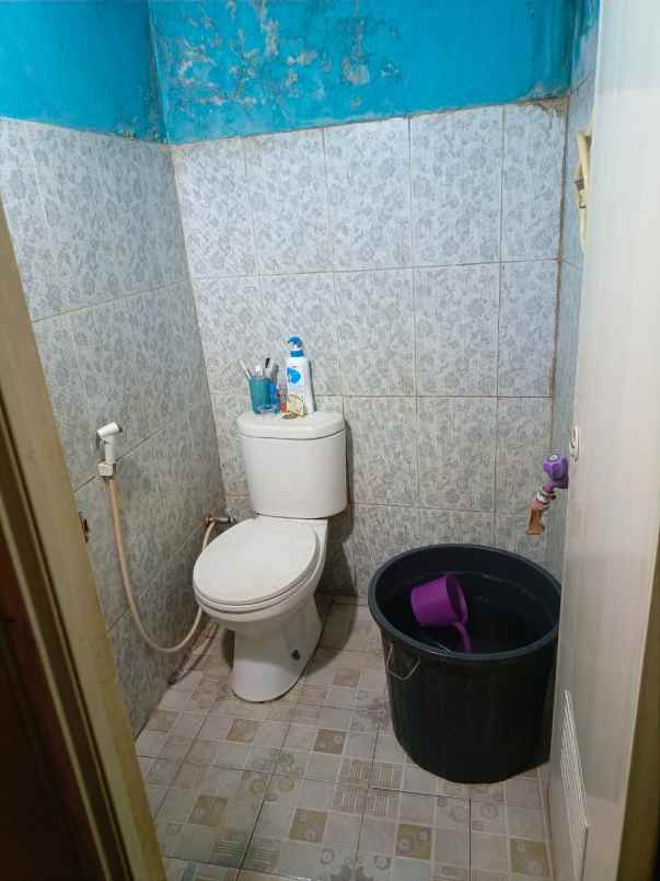 rumah second minimalis di cipayung depok