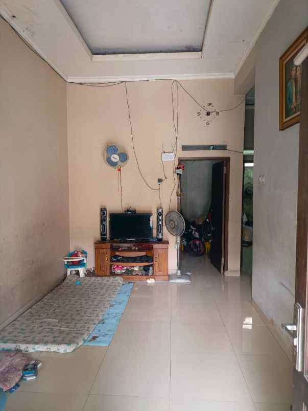 rumah second minimalis di cipayung depok