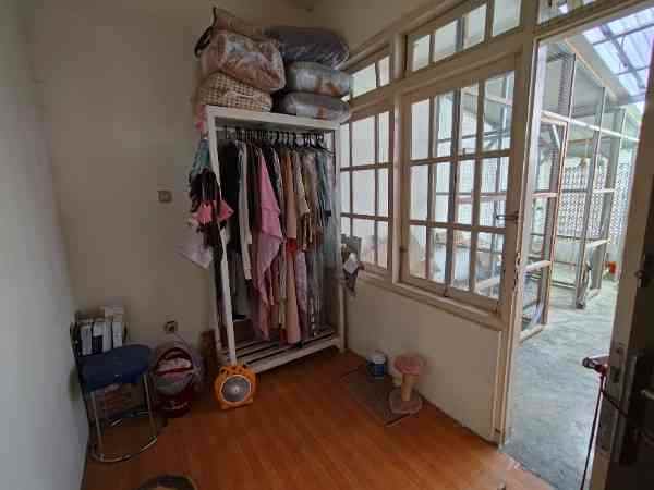 rumah second murah strategis di perumnas depok utara