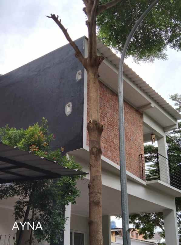 rumah secondary siap huni cluster graharaya tangsel