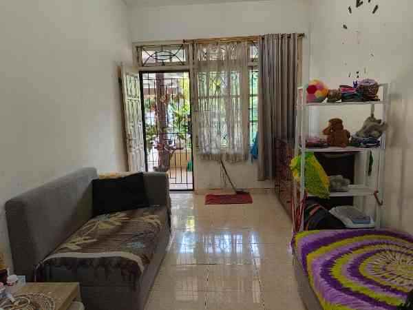 rumah seken apik terawat di beji depok