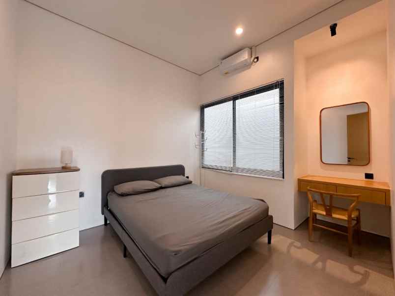 rumah siap huni 2 lantai semi furnished di jogja utara