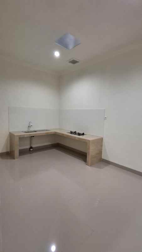 rumah siap huni di perumahan taman harapan baru bekasi