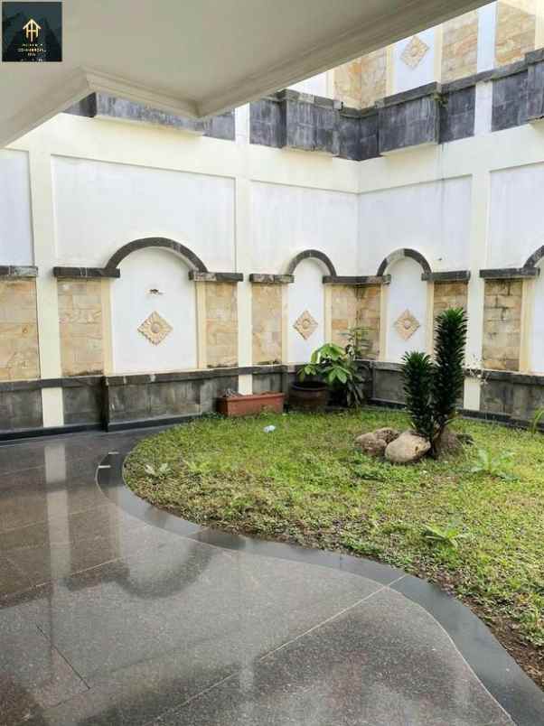 rumah siap huni sayap cipaganti tengah kota bandung