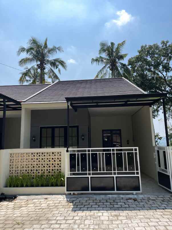 rumah spek mewah ungaran barat kab semarang dekat