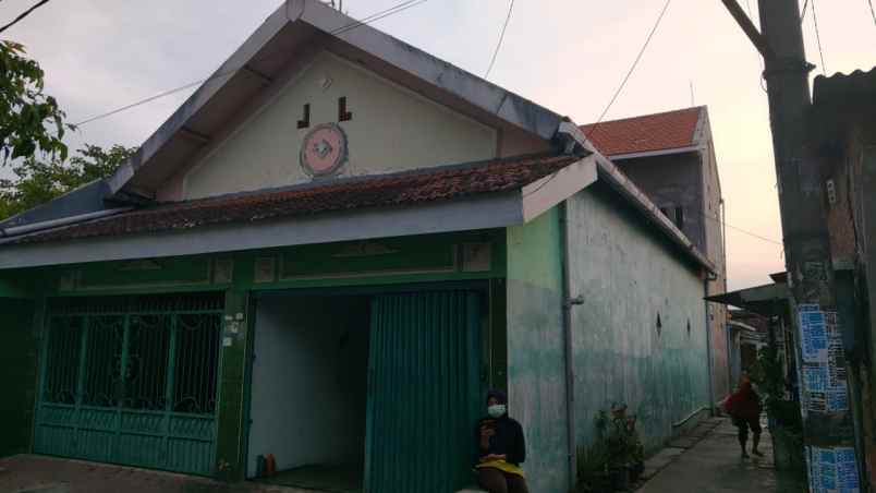 rumah tebel timur gedangan sidoarjo