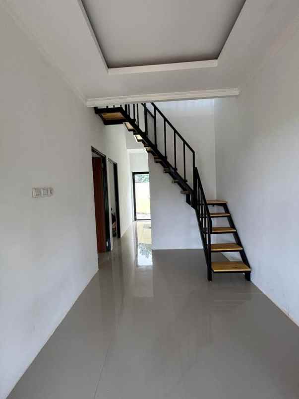 rumah type mezzanine termurah di perbatasan depok
