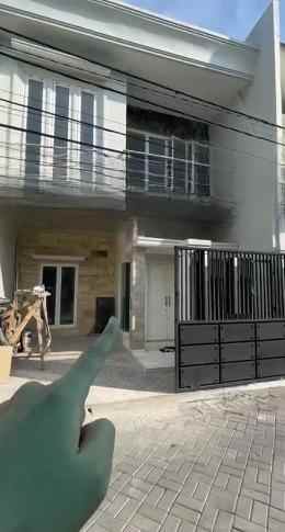 siap huni rumah mulyosari lebar 6 nego