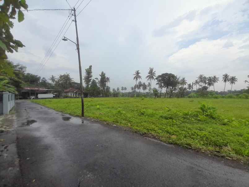 taanah murah di moyudan barat pasar godean