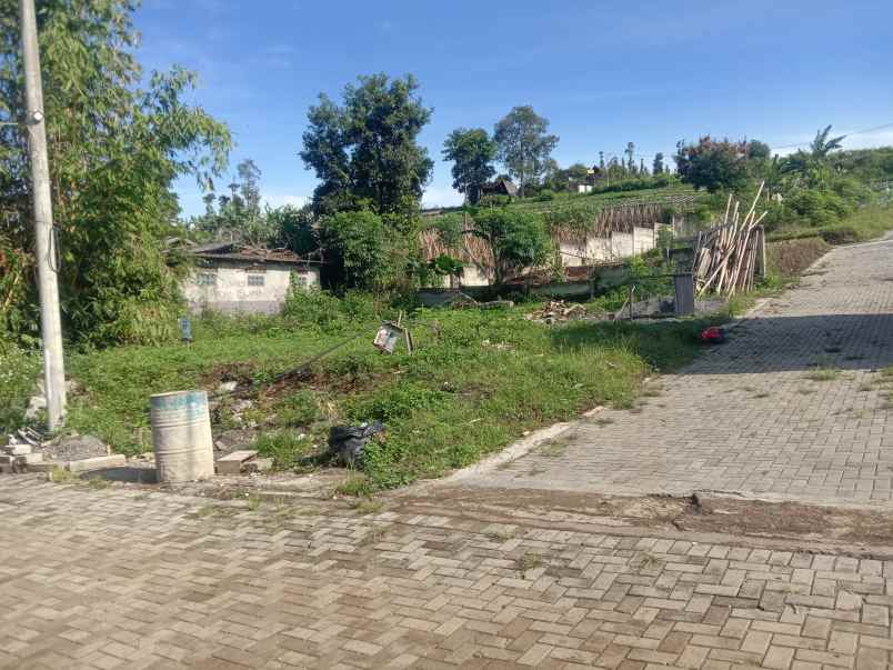 tanah datar posisi hook dalam komplek pakuhaji