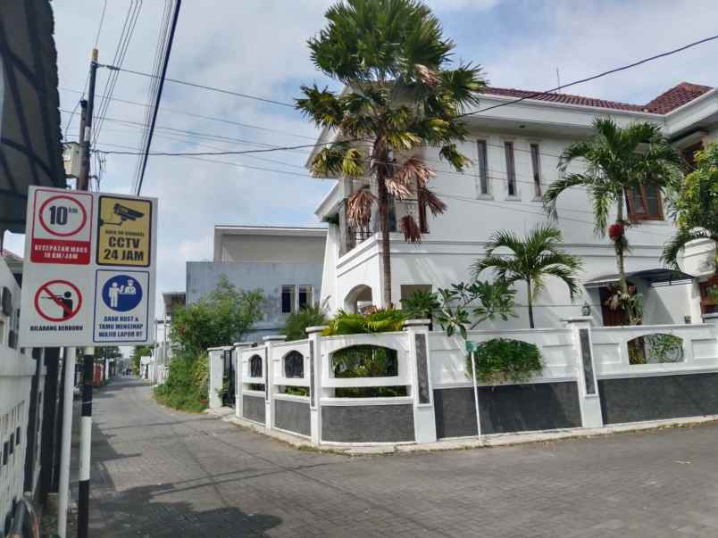 tanah dekat ugm di jl kaliurang km 4