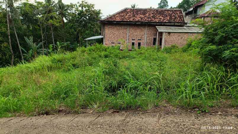 tanah di bkp kemiling luas 1000m shm