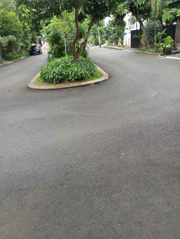 tanah luas dalam perumahan bintaro jaya