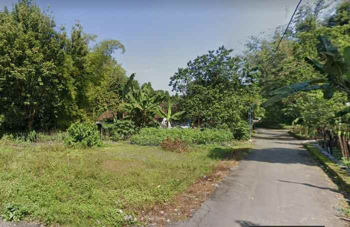 tanah pekarangan kaliurang dekat uii cocok untuk usaha