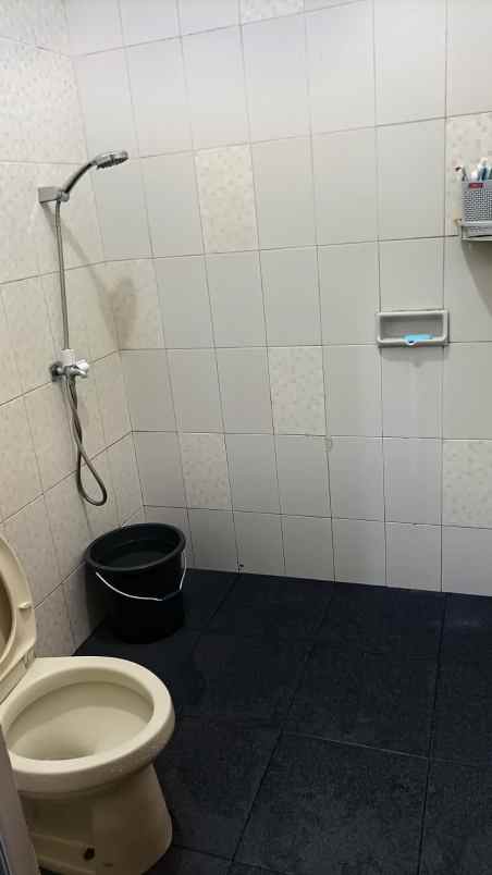 turun harga dijual rumah hook di pondok tirta mandala
