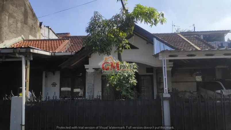 648 rumah terawat di komp logam buah batu bandung